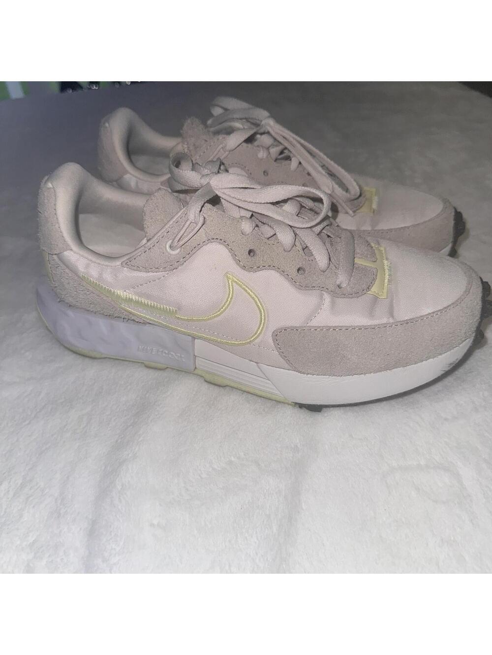 Nike Waffle One Womens 7.5 Cream Beige Suede Mesh Sneakers DC3579-002 - Picture 2 of 10